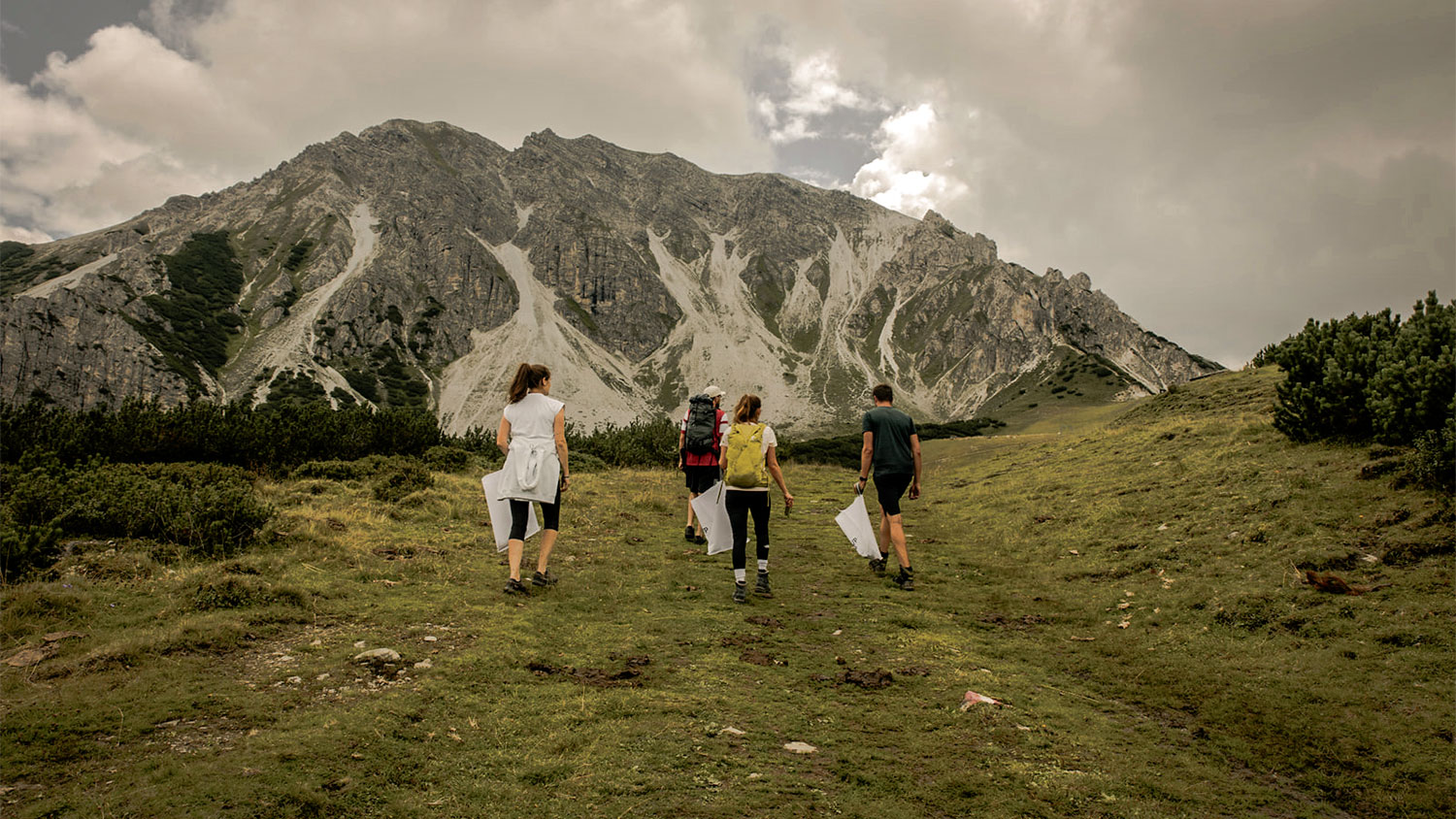 Maak de bergen schoon en win: de CleanUp Days in de Tiroler Zugspitz Arena!